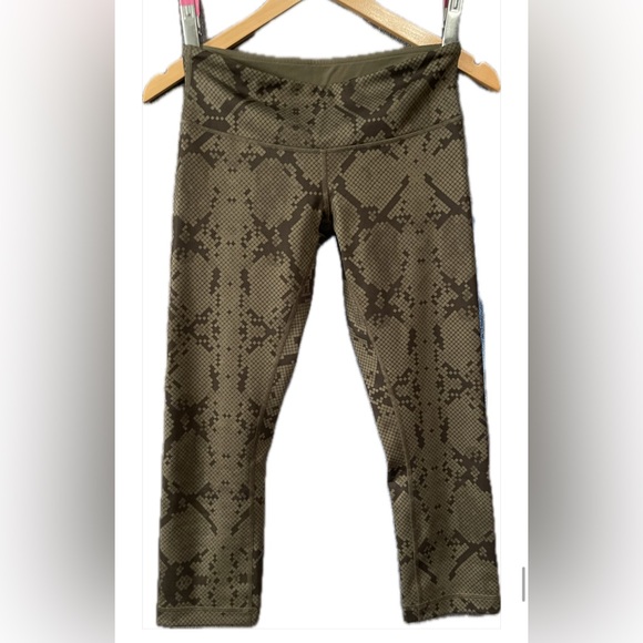 lululemon athletica Olive Snake Print Leggings - Picture 1 of 2